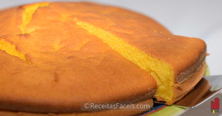 receita facil de bolo de cenoura