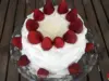 receita facil de bolo morangos chantilly