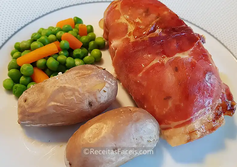 receita de peito de frango recheado com tomate e presunto
