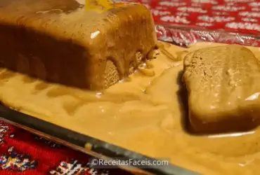 receita fácil de mousse de chocolate gelada
