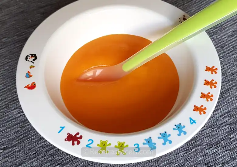 Receita fácil de creme cenoura bebe