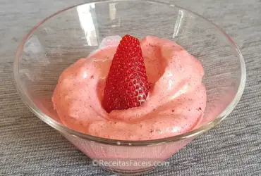 receita facil espuma frutos vermelhos