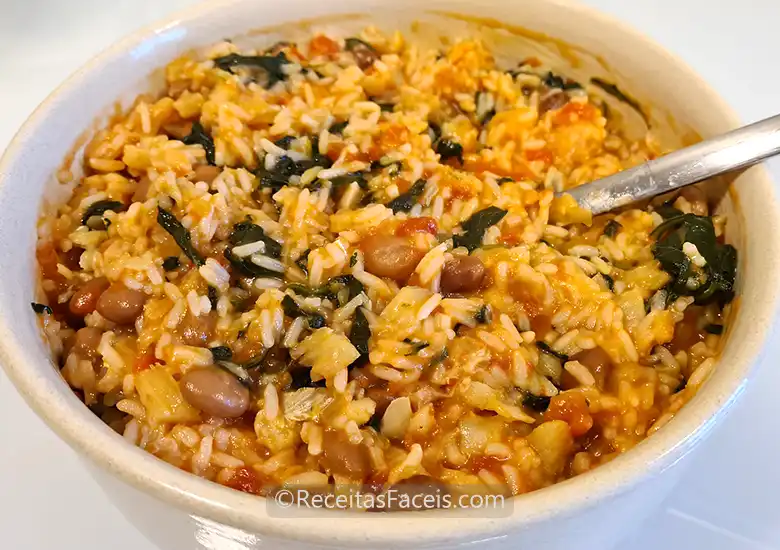 receita facil de Arrozada de Bacalhau com Feijão e Espinafres